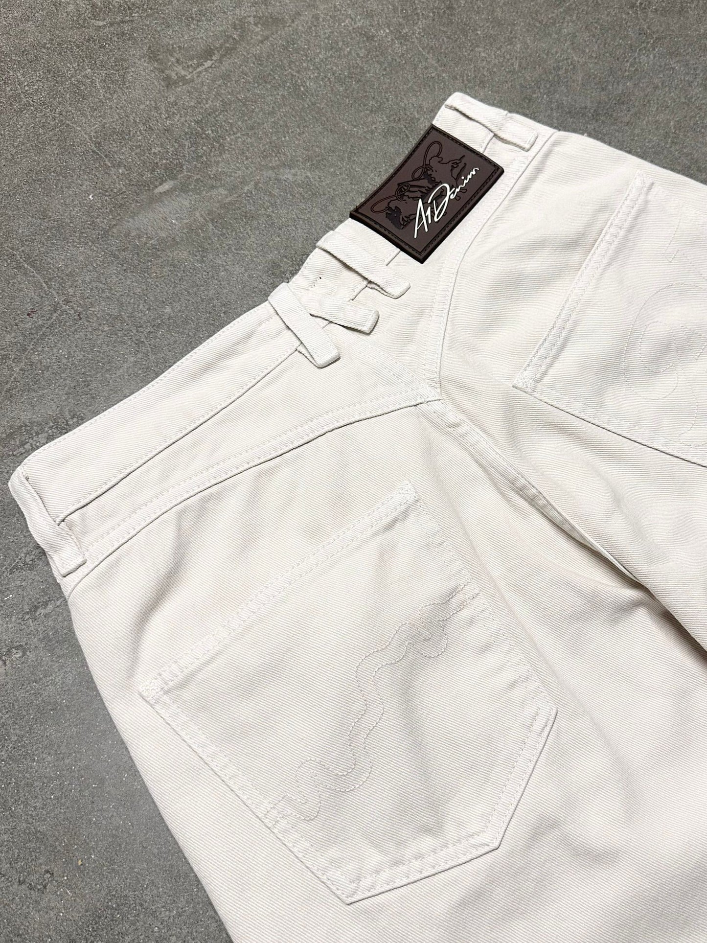 001 Regular Pant - Cream